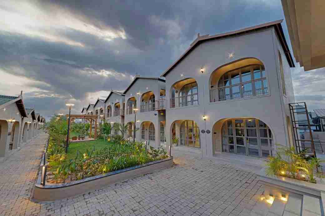 Villa Euphoria Package