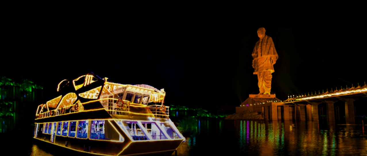 SoU Projection Mapping with Ekta Dinner Cruise 1