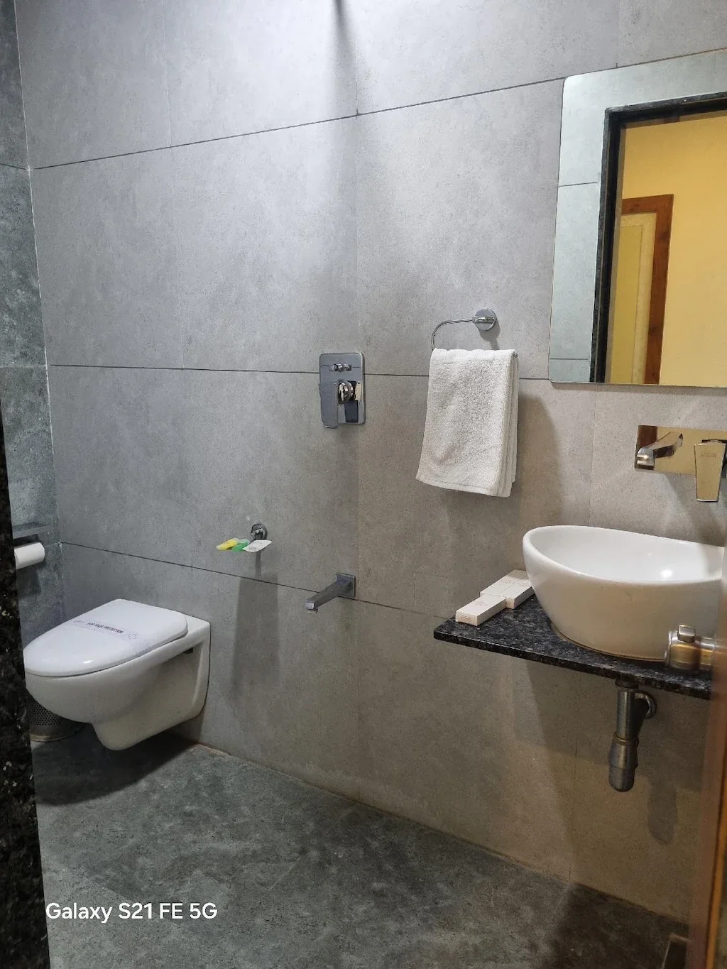 Deluxe AC Room
