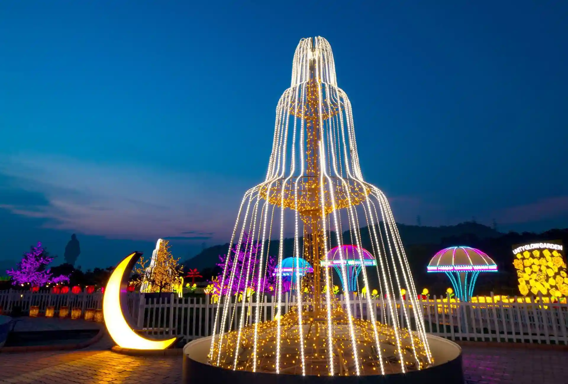 Glow Garden Gallery 3